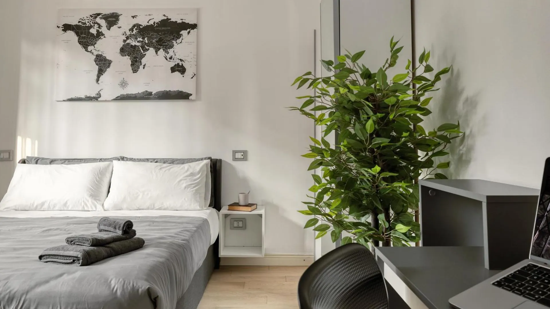 San Siro Suite - Close To The Stadium And Fiera Milan Apartment