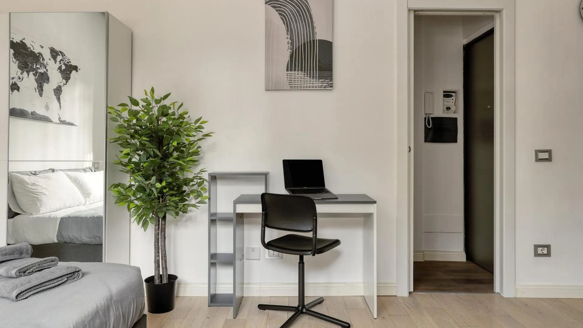 Apartment San Siro Suite - Close To The Stadium And Fiera Milan Italy